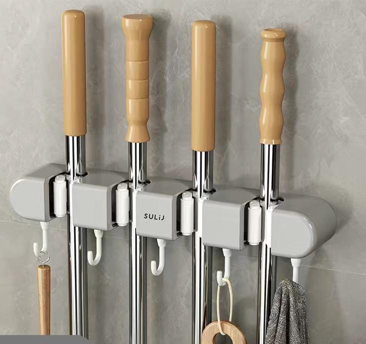 

Настенный держатель для швабры, многофункциональная вешалка для уборочных принадлежностей, полка для хранения на кухне и в ванной, крючки-присоски без следов five hooks серый