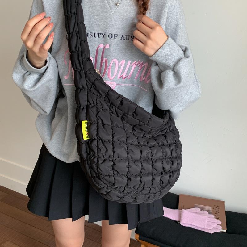 

Large capacity fashion foreign style casual bag versatile fashion shoulder messenger bag versatile dumpling bag чёрный