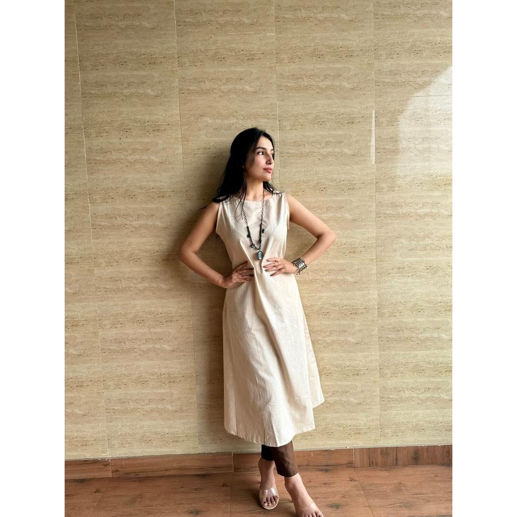 Indische Top Tunika Baumwoll-Slub Kurta Hosen Set Damen Partykleidung Ärmellose Kurti VSO-1764 c