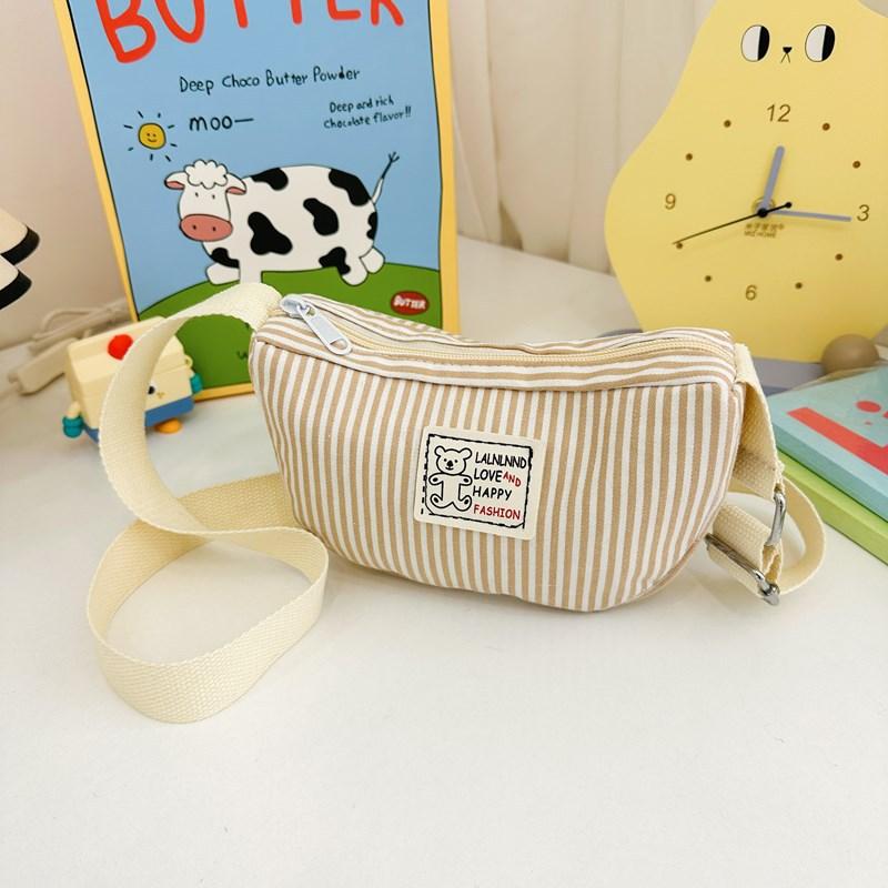 Cartoon Shoulder Bear Bag For Kids Durable And Lightweight Nylon Daily Use