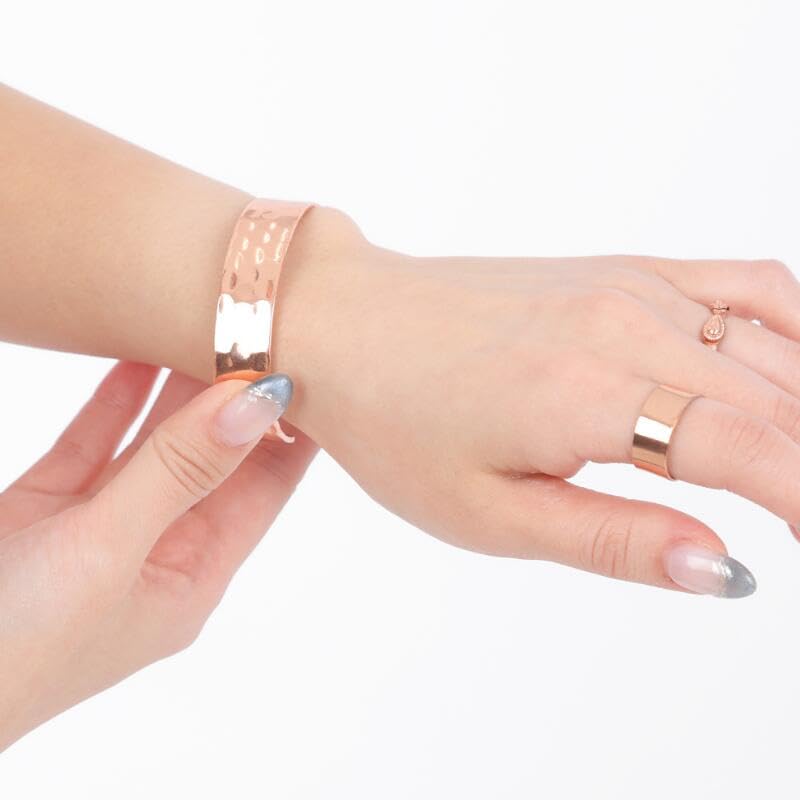 made in electromagnetic hypersensitivity adjustable one size fits all Bangle, hand-hammered, copper, unisex, gold, simple, stylish, India, prevention,
