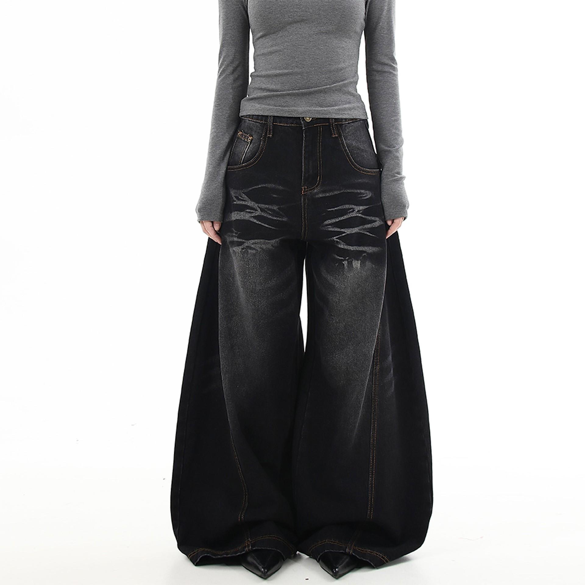 

Unisex American Retro Washed Scimitar Jeans: Whiskered Wide-Leg Pants with Clean-Fit Design. 2XL