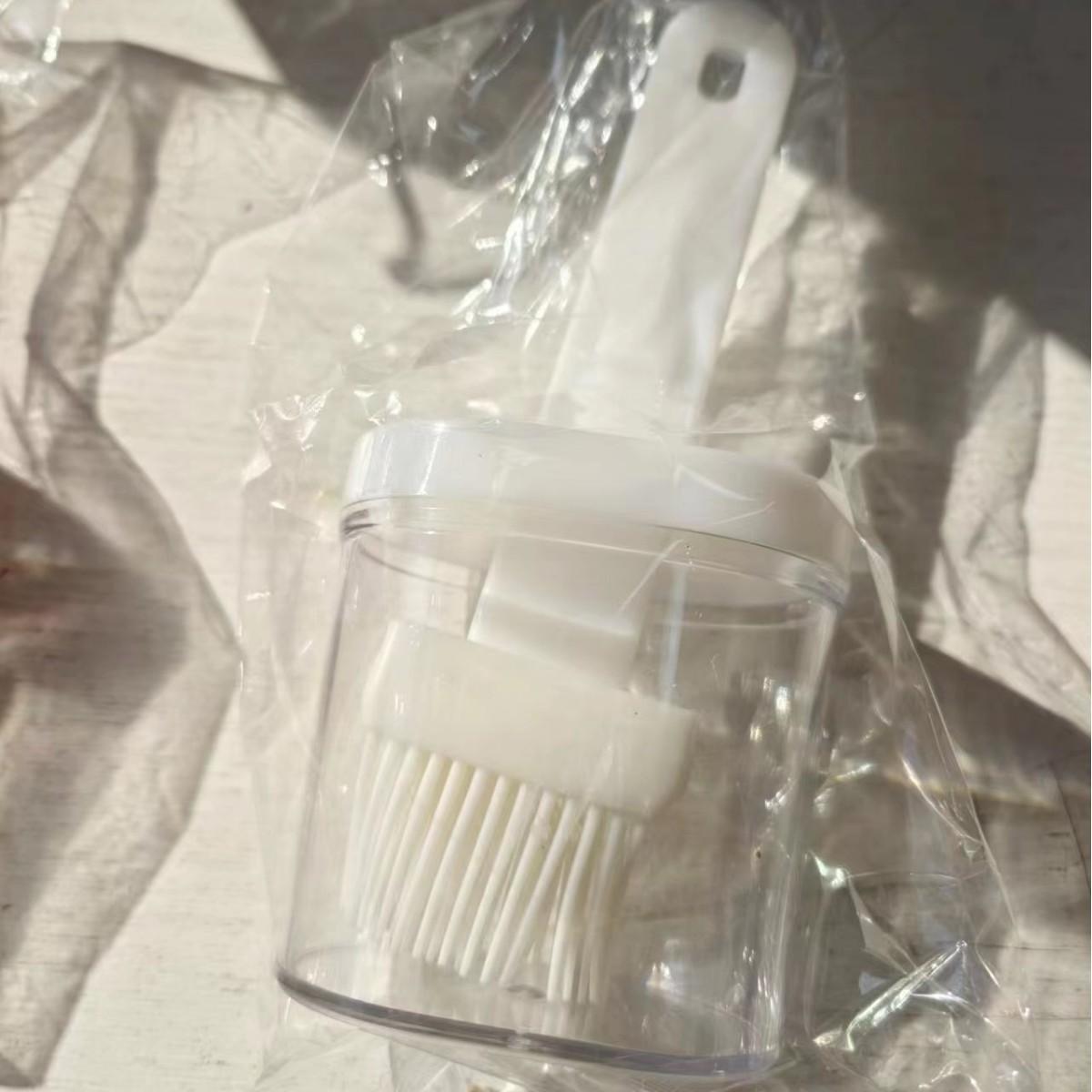

Silicone Oil Bottle Brush Integrated With Lid High Temperature Resistant Barbecue Baking Brush Oil Oil Brush белый
