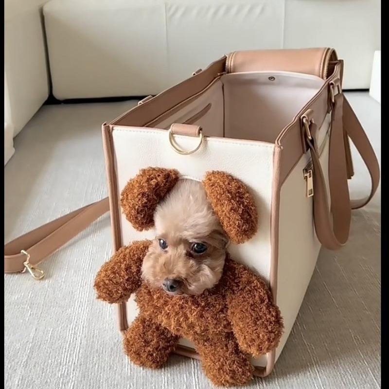 Portable Cute And Large-Capacity Pet Bags For Going Out The Bear Plush Dog Shoulder Bag Allows The Pet To Show Its Head