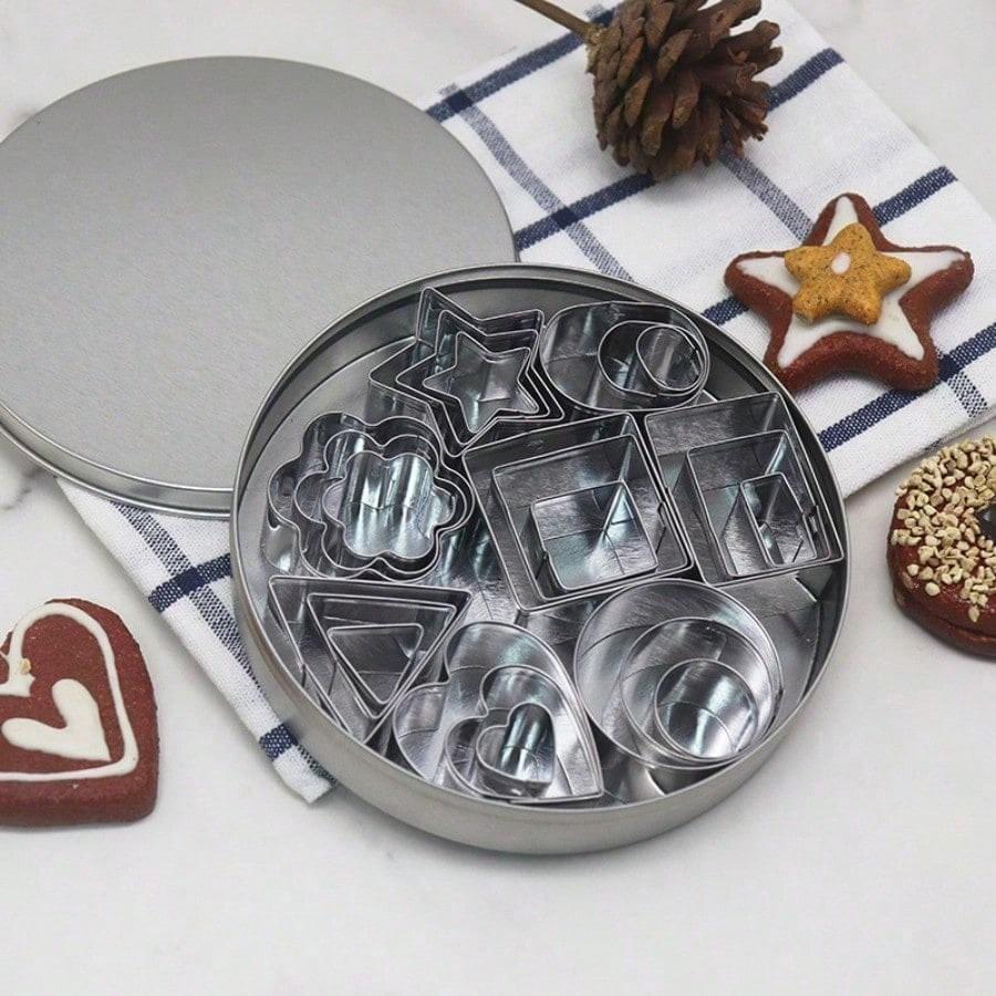 24Pcs/set Stainless Steel Biscuit Mould Cookies Chocolate Cake Baking Mold Set DIY Pattern Kitchen Tools