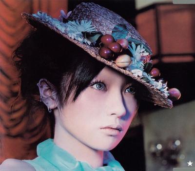 CD SHIINA RINGO  Mayonakahajunketsu  TOCT22155 Virgin 2001 Japan ObiJapanese PopRock Used