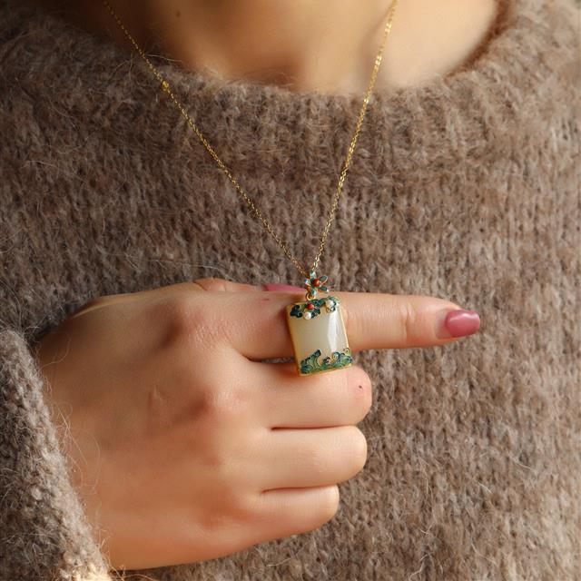 Inlaid Safe and Sound Plague Pendant Vintage Ethnic Necklace Collar Necklace Jewelry Gift