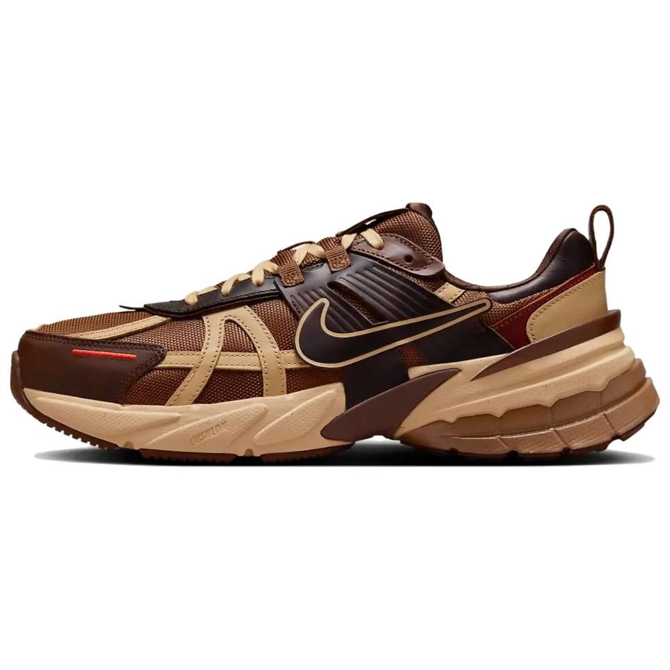 

Nike V2K Run Light British Tan Sesame Unisex Sneakers HQ3445-222 EU 40.5 коричневый