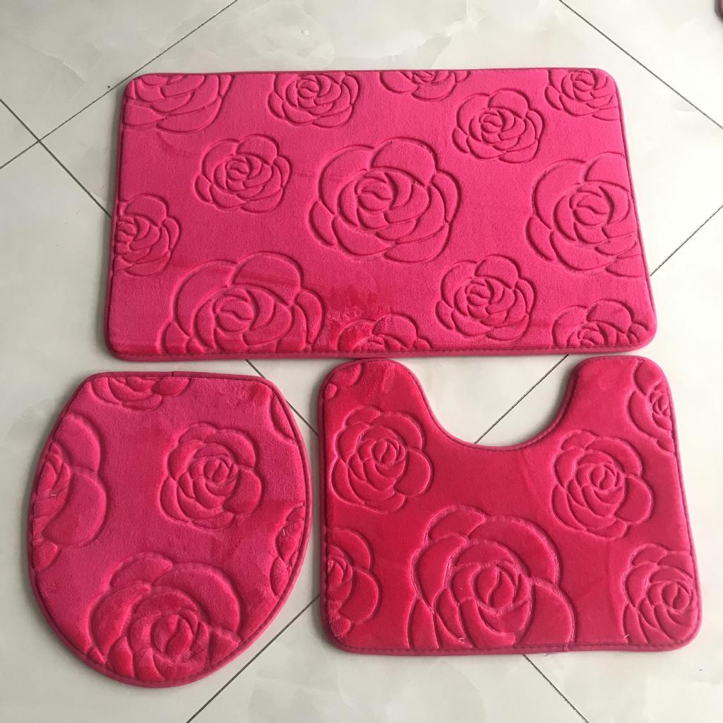 3D Embossed Absorbent Coral Fleece Non-Slip Bathroom Mat - Rose Foot Pad for Bedroom Entrance