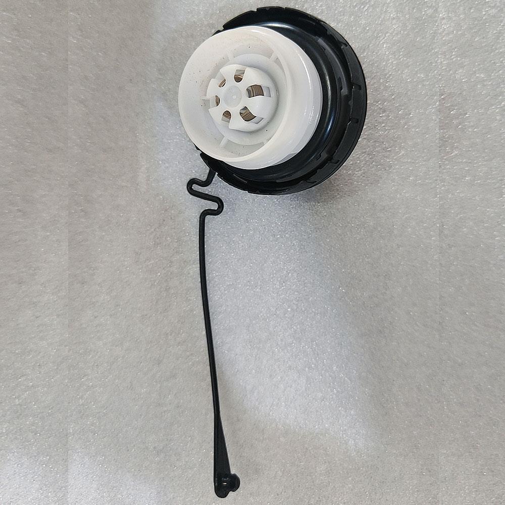 Víčko palivové nádrže černé, bez zamykání LF0310250 pro Mazda 3 6 CX-3 CX-9 CX-5