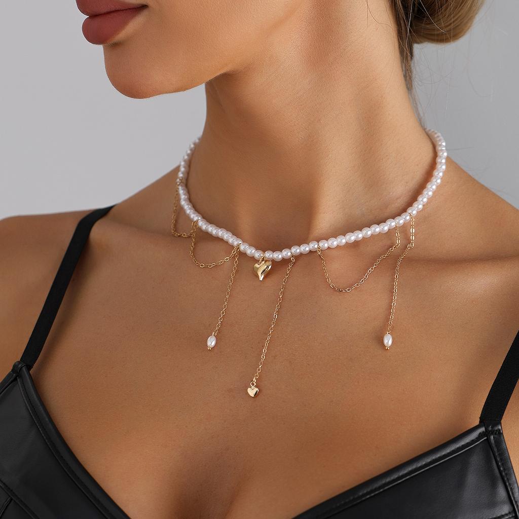 Light luxury retro baroque imitation pearl necklace ins less style necklace holiday gift