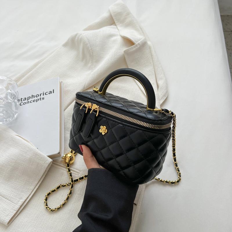 Fashion Small Bag Women's New Rhombus Versatile Crossbody Handheld Shoulder Bag