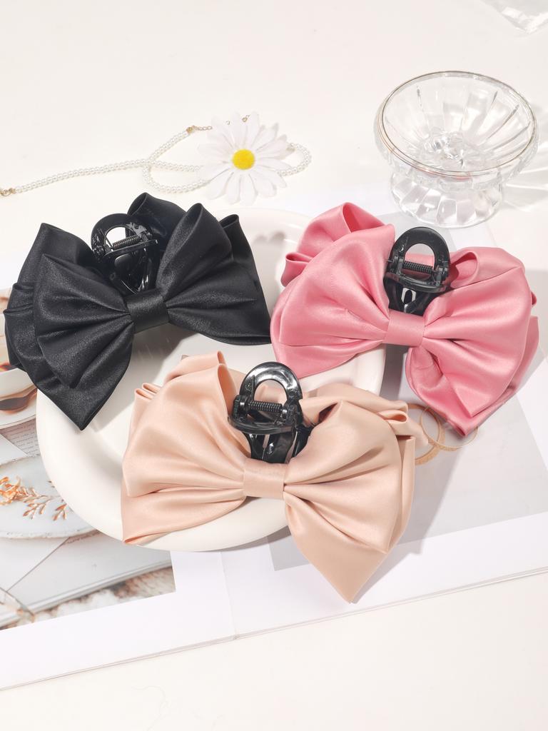 Fashion Satin Large Bow Hair Claw Clip for Women Korean Version Of Solid Color Butterfly Hair Barrettes Accessories Headwear