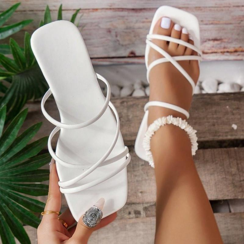Plus Size 2026 Summer New Women’s Open Toe Slippers Outdoor Low Heel Narrow Band Sandals for Versatile Daily Casual Slippers