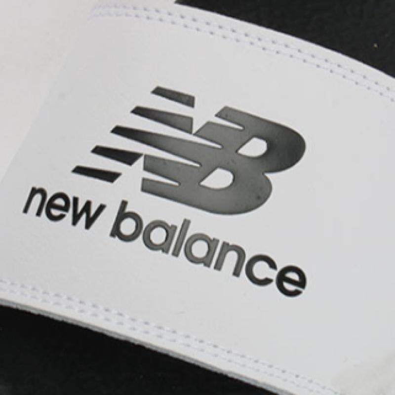 New Balance Unisex Slipper Indoor Shoes White Black Suf050w2