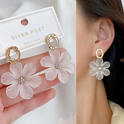 Translucent White Flower Dangle Earrings For Women Petals Sweet Beach Vacation Ear Decoration Ear Jewelry Gift