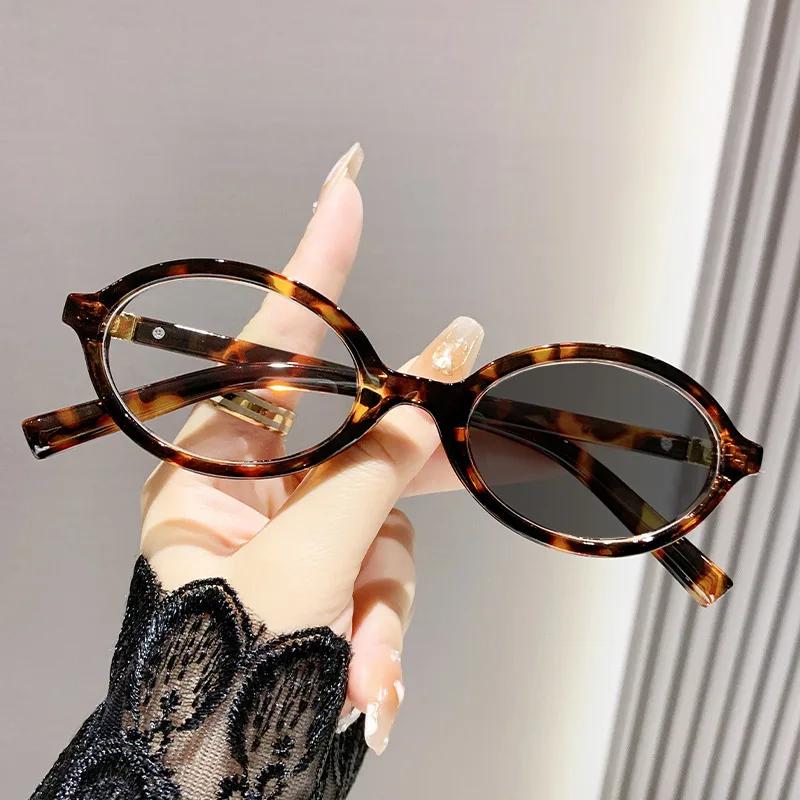 Trendy And Fashionable Oval Frame Photochromic Reading Glasses Blue Light Blocking Eye Protection Diopter To +4.0 Unisex