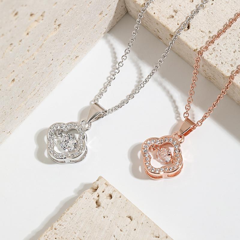 Lucky grass main stone dancing pendant necklace, beating heart Korean version of simple and smart four-leaf clover necklace