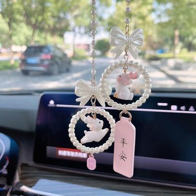 Ozdoba Lusterka Samochodowego Perłowa Kokardka Urok Samochodowy Bezpieczny Pompon Uroczy Sztuczny Akcesorium do Jazdy Prezent dla Kierowców