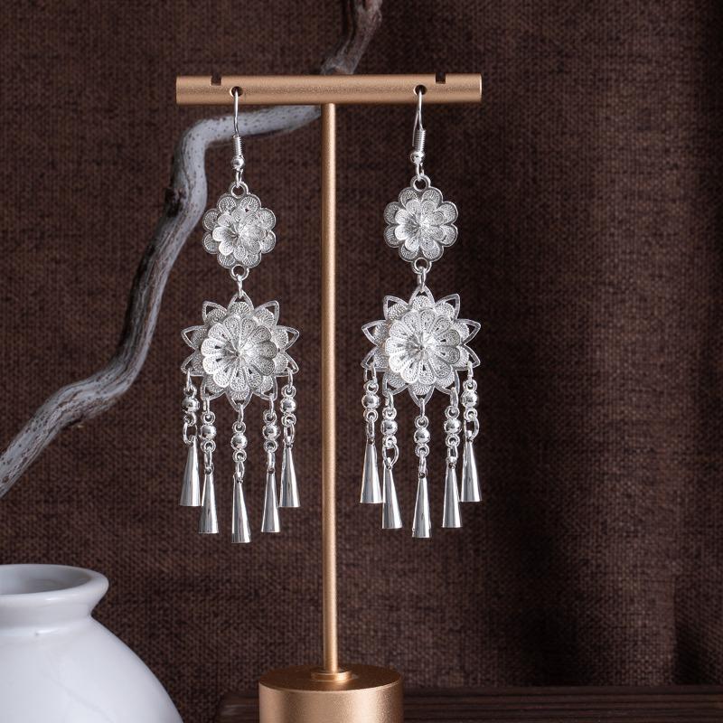 New Miao Long Tassel Minority Earrings, Light Luxury Miao Silver Exaggerated Fashion Temperament Earrings