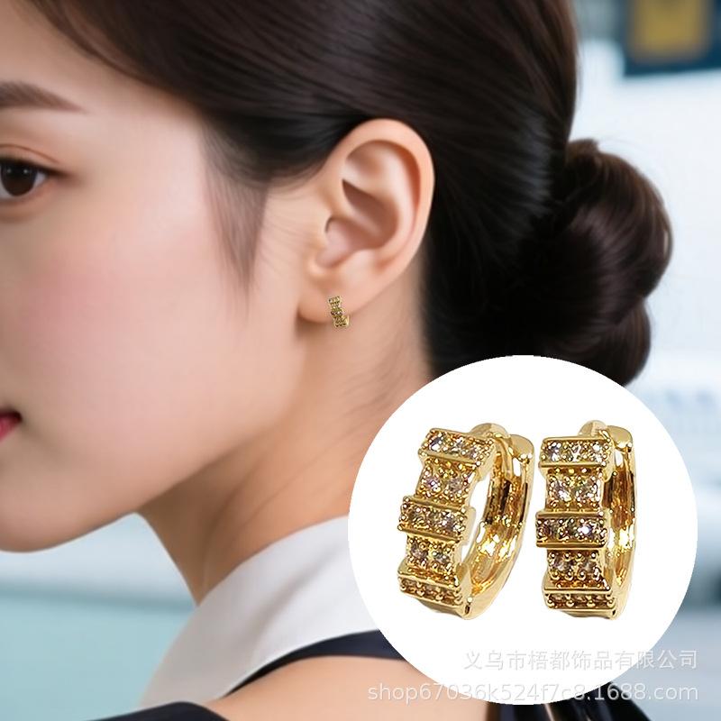 Geometric Zirconia Ear Cuff: High-End Gold Earrings in Light Luxury Style Copper