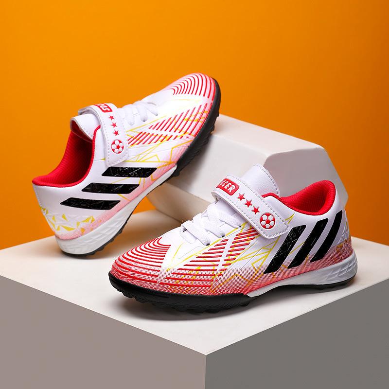 2025 children's football shoes boys' and boys' men's indoor Velcro boys' and children's student sneakers with broken nails training shoes