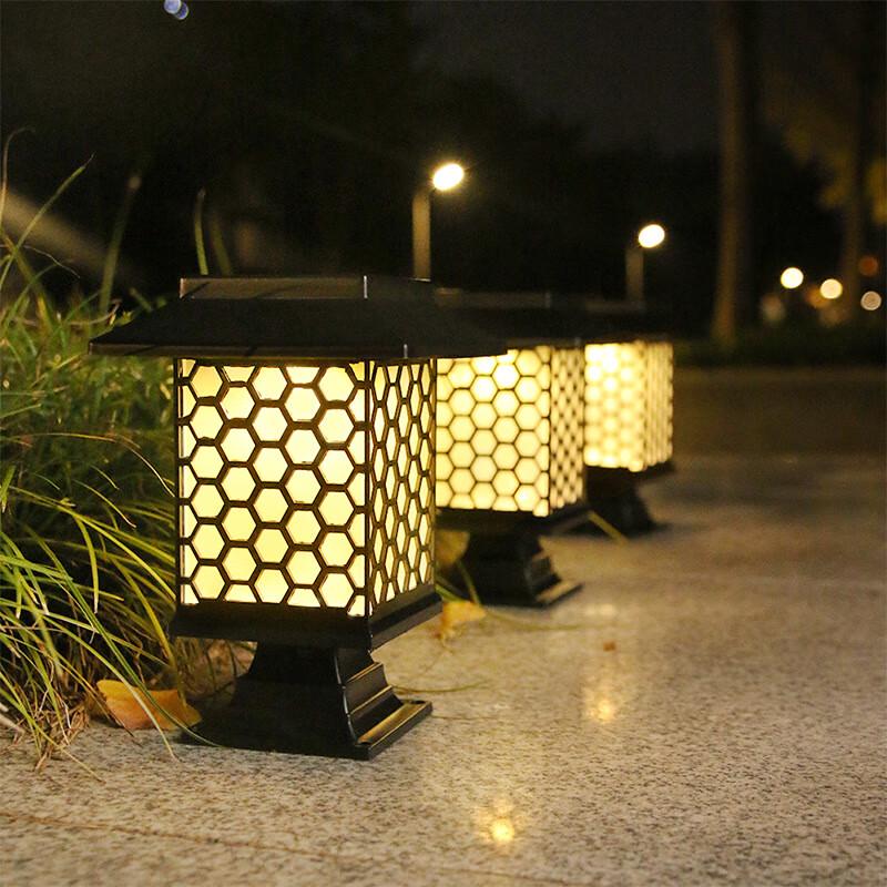 Solar Powered 3-LED Garden Light