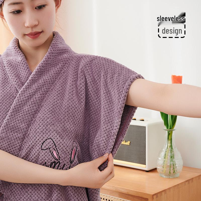 Coral Fleece Pineapple Plaid Women's Wearable Bath Towel - Soft and Absorbent Bathrobe Style.