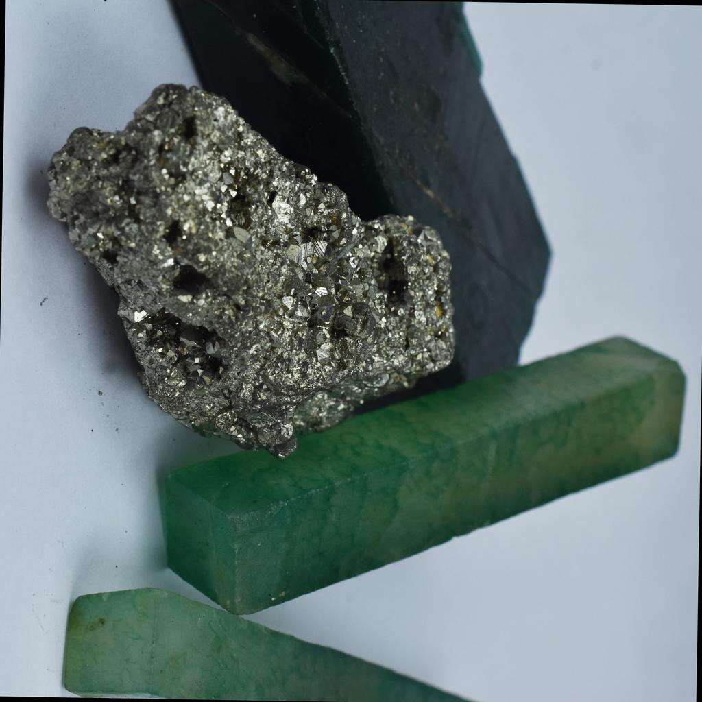 Natural Pyrite Loose Gemstone Hard Crystal 446.50 Ct Uncut Raw Rough for Gemstone Collections