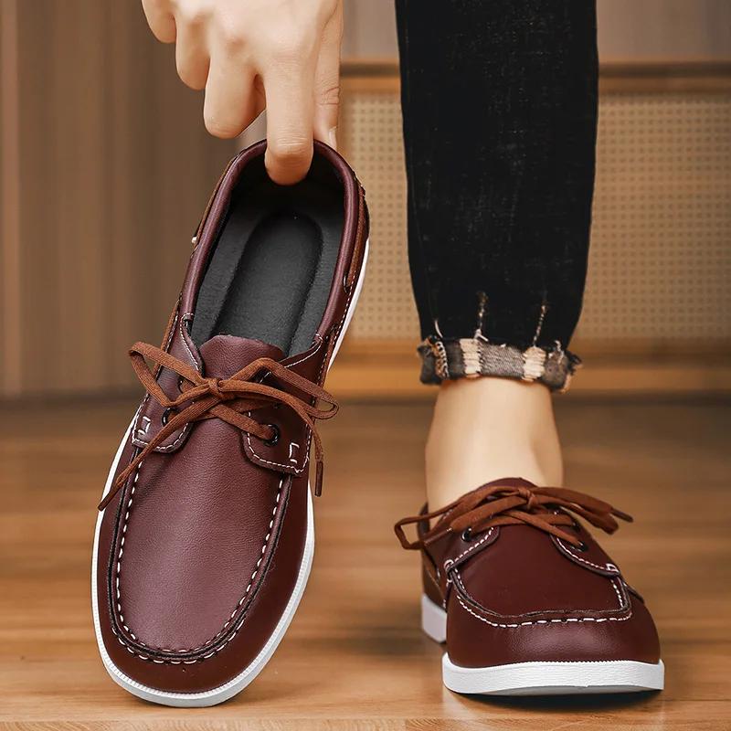 2025 Braune Retro-Leder-Mokassins Herren Business Casual Schuhe Herren Designer Gesellschaftsschuhe Herren Slipper Fahrschuhe Übergröße 48