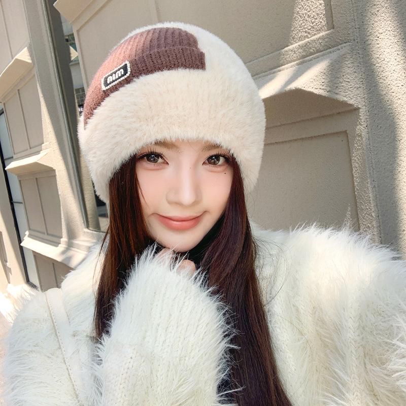 Korean Version of Autumn and Winter New Hat for Women's Design Casual and Versatile Knitted Wool Hat for Winter Warm Pullover Hat