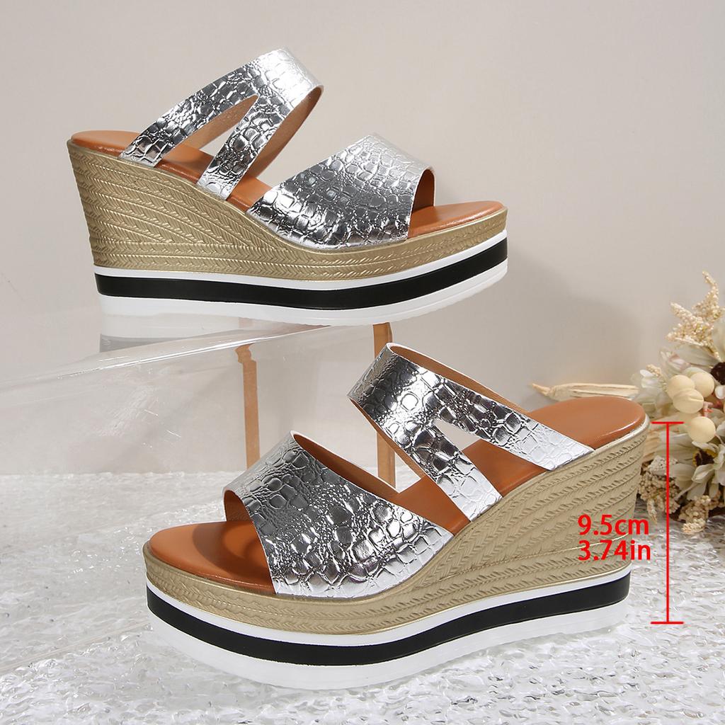 Platform Slippers Women's 2025 New Summer Wear Fashionable Non-slip and Deodorant with Skirt Wedge Heel Versatile Casual Women's Shoes