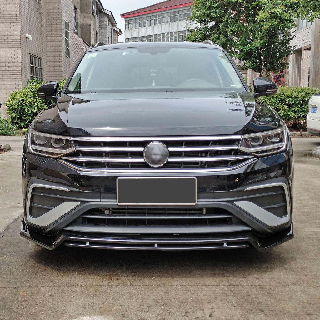 Kompatibel mit dem Basismodell des Volkswagen Tiguan L 2022, verfügt dieses Kit über einen Frontsplitter, einen Lippen-Spoiler, einen Heckflügel und Eckschützer.