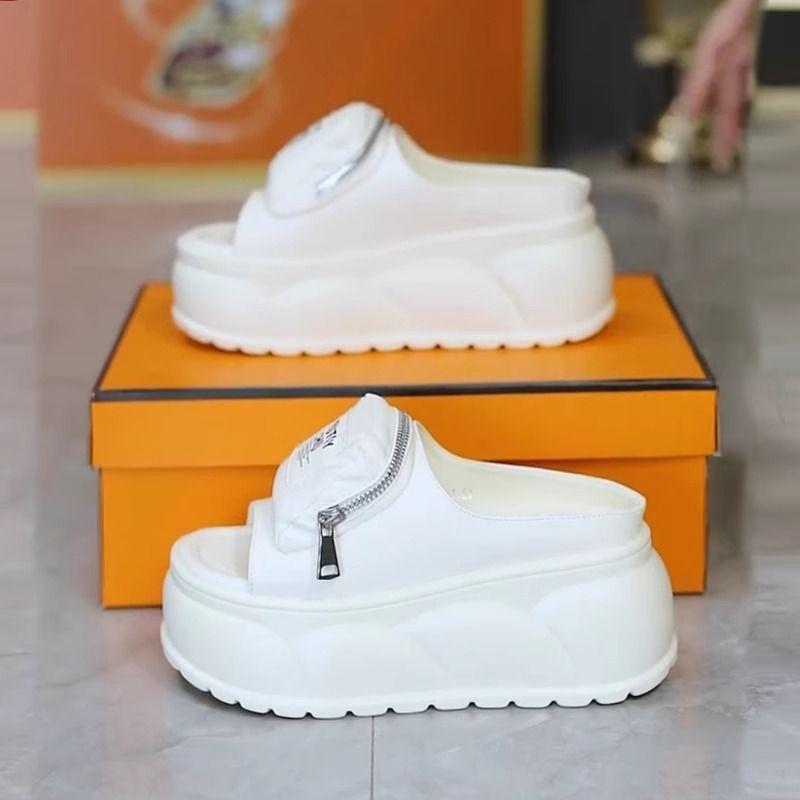 

Новые туфли на высоком каблуке 2025, массивные шлепанцы, женские дизайнерские, передний карман на молнии для монет, обувь на платформе для маленьких девочек 40 бежевый