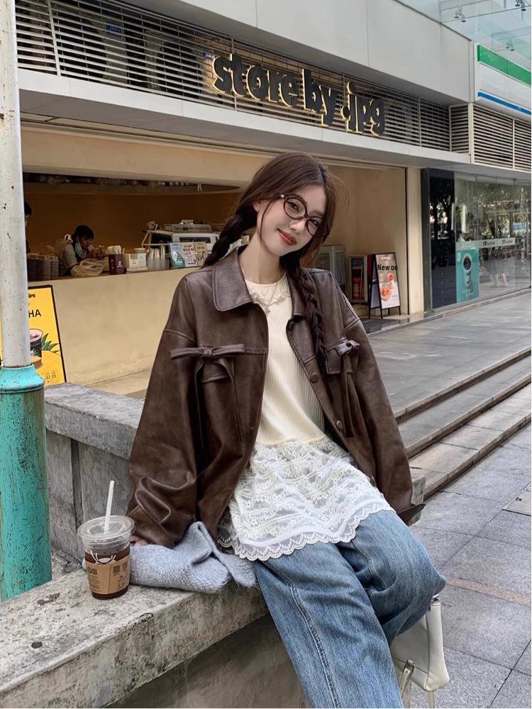 Women's Slimming Waist-Hugging Lace Patchwork Top for Autumn/Winter