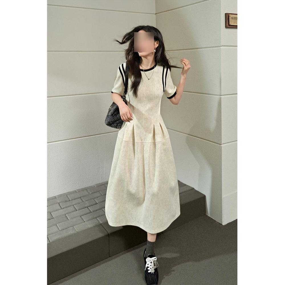 Wide color gray short-sleeved splicing dress women's 2025 spring and summer new waist slim skirt