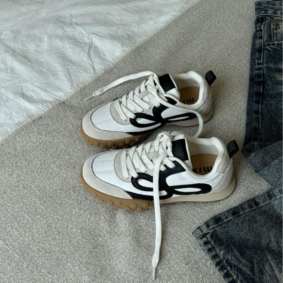 

DAPAI SHOW2025 autumn and winter new thick-soled lace-up round head casual air cushion sole sports board shoes flat-soled 39