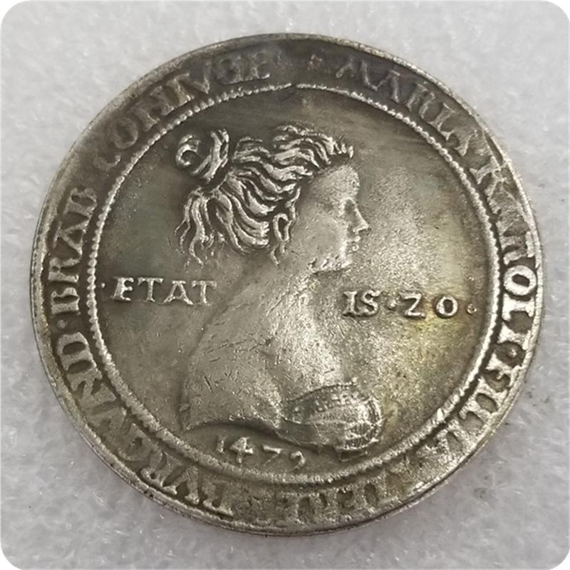Antique Craftsmanship Silver Dollar Coins Collection #1943 None