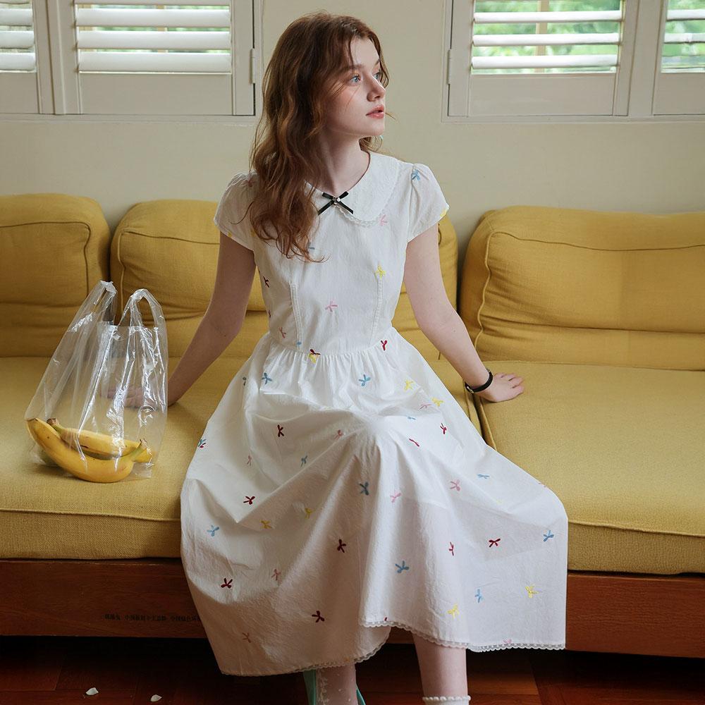 Ceme Adu Cest_Romantic Ribbon Embroidery Dress