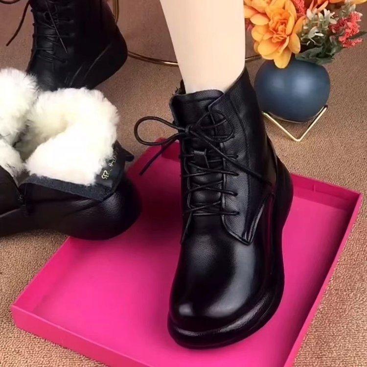 Soft Leather Cotton Shoes Women's Autumn and Winter 2025 Soft-soled Thick-haired Casual Versatile Leather Boots Non-slip and Thin Martin Boots Women's