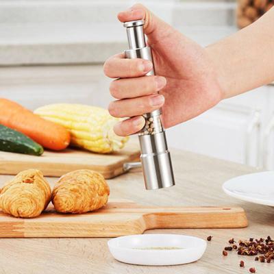 Convenient Labor-Saving Cooking Portable Durable Manual Press Grinding Tool Kitchen Accessory Salt Grinder
