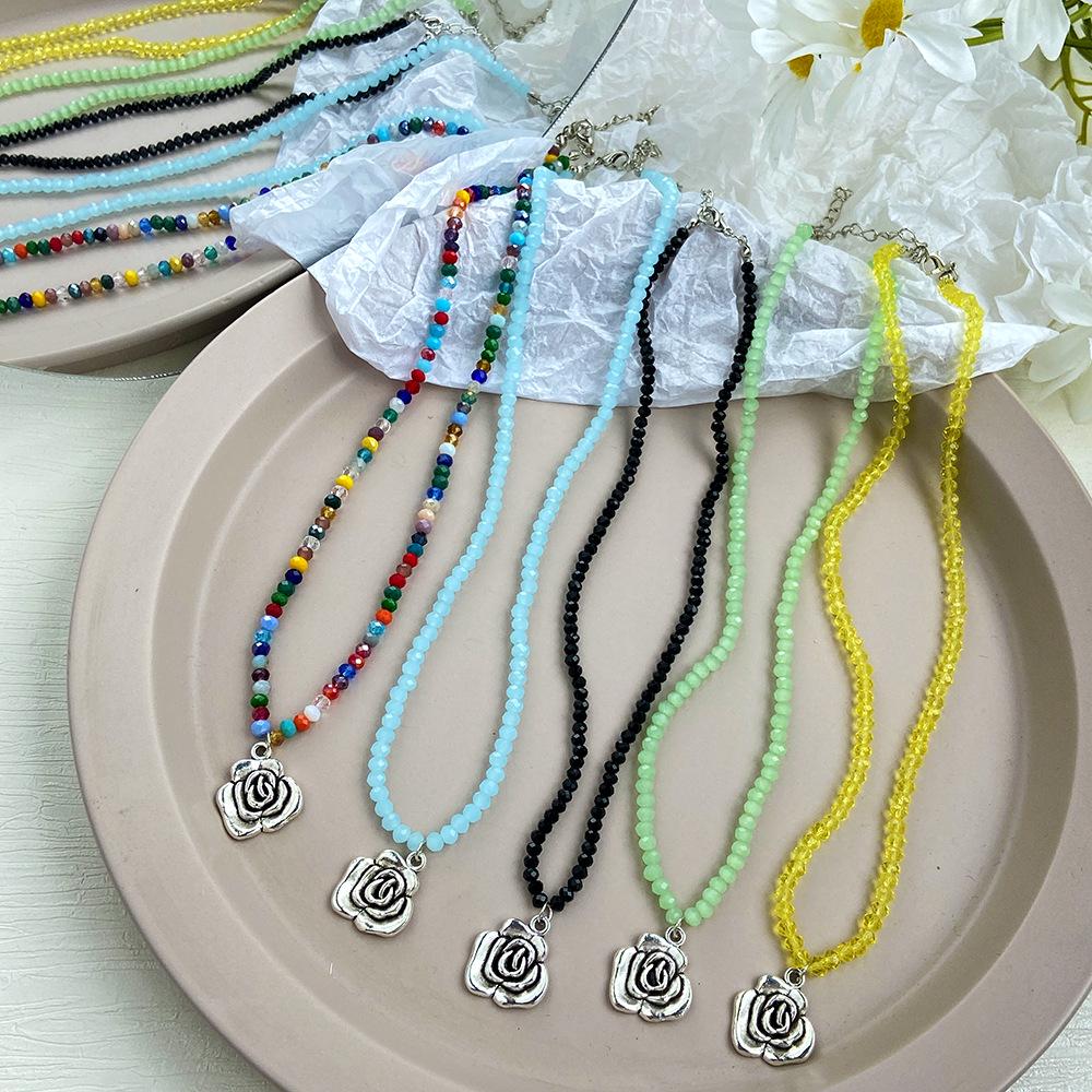 

European & American Colorful Rose Pendant Choker Necklace with Rice Beads