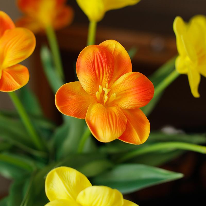 Opening Tulip Flowers Real Touch Artificial Flower Lifelike PE Foam Fake Flower for Wedding Party Decor Home Garden Decoration