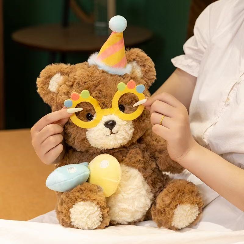 25/35cm Neuer Simulations-Festtagshut Teddybär Stofftier Plüschtier Cartoon Anime Niedliches Geschenk für Kindergeburtstag Lustige Puppe