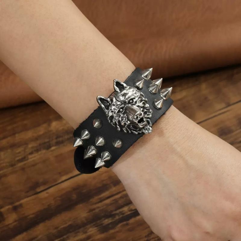 Gotisches Harajuku Nietenarmband Schwarzes Pu-Lederarmband Für Damen Herren Vintage Punk Breite Armreifen Schmuck