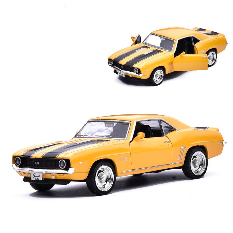 1/36 Scale Chevrolet Camaro SS 1969 Diecast Car Model Toy, Pull Back Toy Vehicle with Sound and Light for Kids Toddler Boys Girls Gift Collection