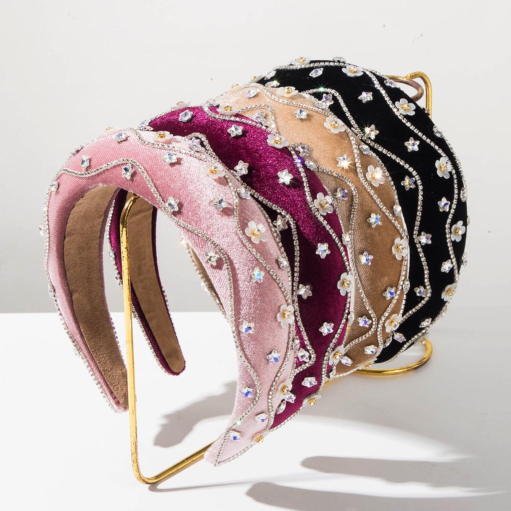 Luxury Velvet Padded Headband With Wavy Rhinestones And Floral Accents Heavy Work Royal Hair Hoop Winter Fashion Headwear