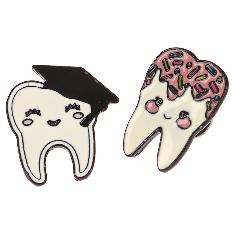 1Pc Tooth Shape Medical Brooch Pin Nurse Lapel Classic Badge Pins Jewelry Gift