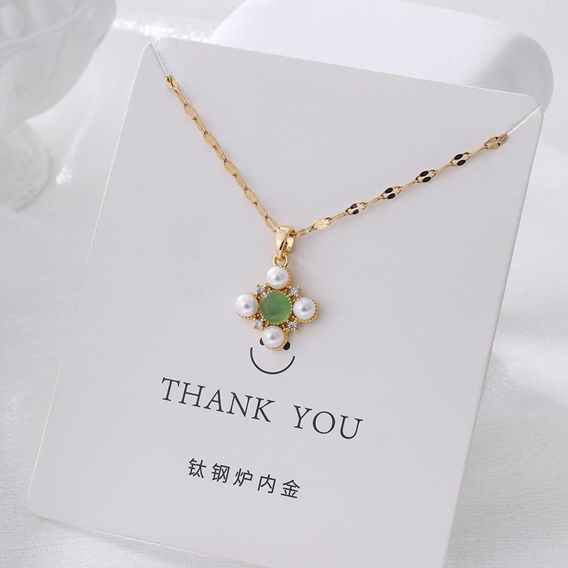 Versatile Luxury Titanium Steel Necklace with a Colorfast Pendant - Simple Niche Design Clavicle Chain for Women.