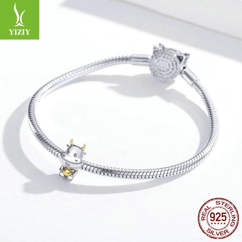 Lucky Niu Niu S925 Silberperlen, Vergoldet mit echtem Gold, Verspieltes Kälbchen, Glücksbringerperlen für das neue Jahr Scc1709